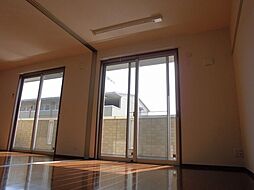 コンフォール瑞江V 2階1LDKのリビング/ダイニング