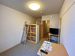 レオパレスプリマベーラ中台 3階1Kのリビング/ダイニング