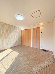 ドゥ　シェル 2階1Kのリビング/ダイニング