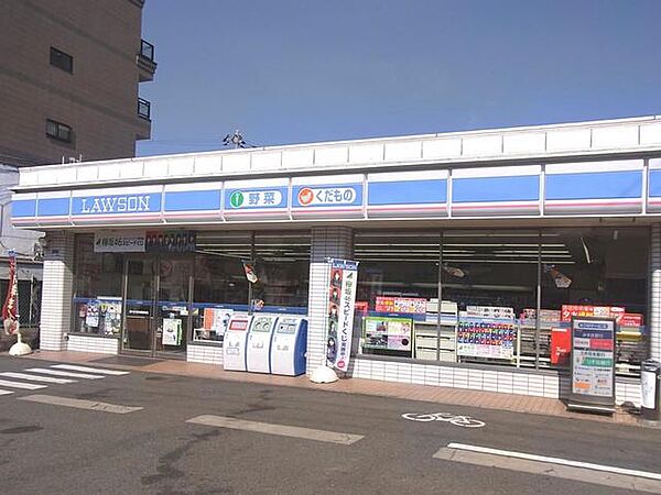 画像24:ローソン東大阪四条町店 679m