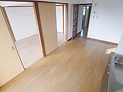 居間