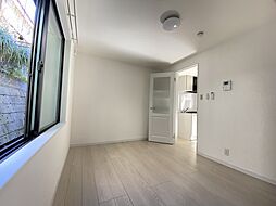 アザーレ・パッシオ新百合ヶ丘B 201 2階1Kのリビング/ダイニング