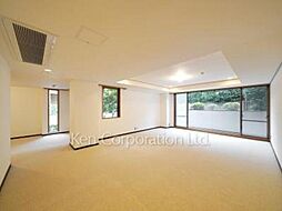 西原パークマンション 4階4LDKのリビング/ダイニング