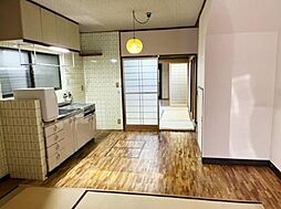居間