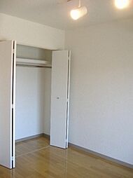 ビイルーム新宿 4階1Kのリビング/ダイニング