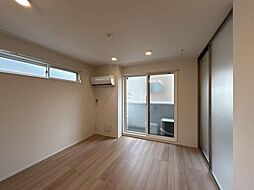 セレスティア西綾瀬 2階2LDKのリビング/ダイニング