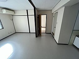 ビクトリアマンション 4階1LDKのリビング/ダイニング