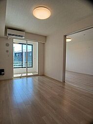 ヴェント フィオーレ II 1階1LDKのリビング/ダイニング