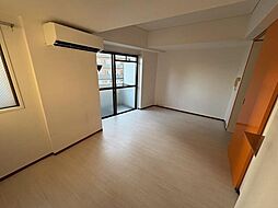 サンヒルズ東大前 5階1Kのリビング/ダイニング