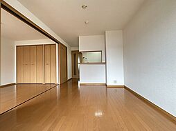 パイン・ヒルズ壱弐参番館 3-303 3階2LDKのリビング/ダイニング