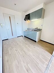 ロイヤルハイツ清鳳 5階1DKのリビング/ダイニング