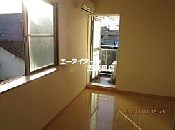 京急本線 新馬場駅 徒歩4分の賃貸マンション 3階1Kのリビング/ダイニング