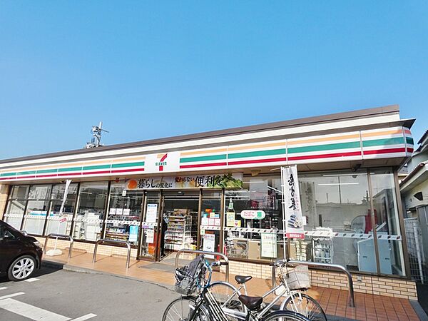 画像25:セブンイレブン福生志茂店 632m