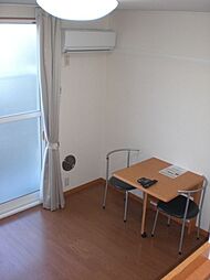 レオパレスグレース 1階1Kのリビング/ダイニング