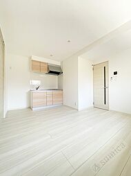 JR関西本線 八尾駅 徒歩13分の賃貸アパート 1階1LDKのリビング/ダイニング