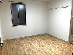 グリーン・フラッツB 1階1Kのリビング/ダイニング