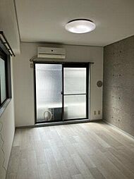 カイダビル 2階ワンルームのリビング/ダイニング