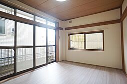居間