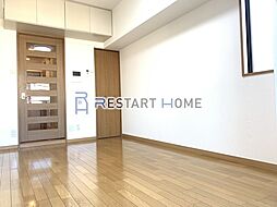 エステムコート神戸・県庁前 4階1Kのリビング/ダイニング