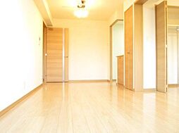 日神パレステージ三ノ輪竜泉 5階2LDKのリビング/ダイニング