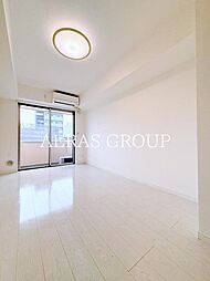 Leonis 2階1Kのリビング/ダイニング