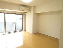 ユニロイヤル九段南 4階1Kのリビング/ダイニング