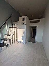 パインリーフ 1階ワンルームのリビング/ダイニング