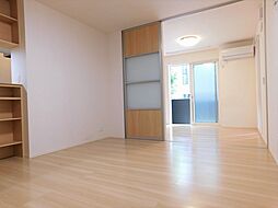 シアラ 105 1階1LDKのリビング/ダイニング