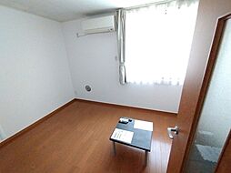 レオパレス羽根木 1階1Kのリビング/ダイニング