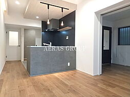 オーパスホームズ白山 101 1階3LDKのリビング/ダイニング