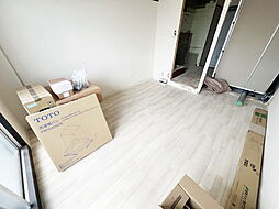 多摩都市モノレール 大塚・帝京大学駅 徒歩8分の賃貸マンション 4階1Kのリビング/ダイニング