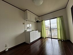 JR中央線 西八王子駅 3.2kmの賃貸アパート 2階3DKのリビング/ダイニング