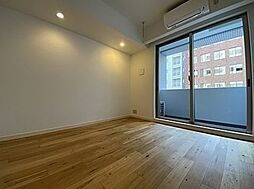 東京メトロ日比谷線 神谷町駅 徒歩3分の賃貸マンション 7階ワンルームのリビング/ダイニング