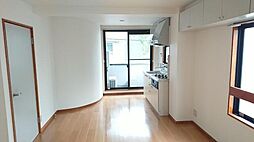 東京メトロ丸ノ内線 中野新橋駅 徒歩2分の賃貸マンション 2階ワンルームのリビング/ダイニング