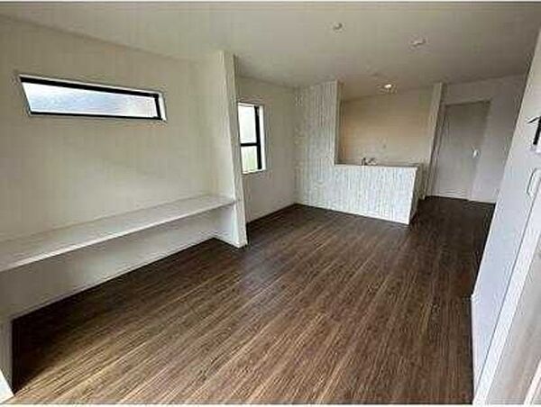 detached 東京都多摩市連光寺１丁目25-63

地図を見る