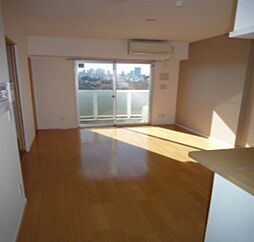 アレーズ南池袋 8階1LDKのリビング/ダイニング