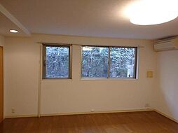 グランデッサ大山 1階ワンルームのリビング/ダイニング