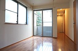 JR総武線 東中野駅 徒歩7分の賃貸マンション 1階1DKのリビング/ダイニング