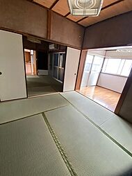 居間