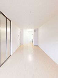 カーメル共栄 3階1LDKのリビング/ダイニング