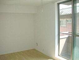 ガーデンサイド広尾 1階1Kのリビング/ダイニング