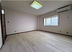 JR紀勢本線 宮前駅 徒歩9分の賃貸マンション 2階ワンルームのリビング/ダイニング