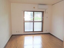 ホワイトレジデンス 103 1階1Kのリビング/ダイニング