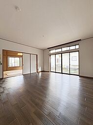 居間