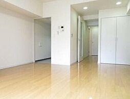 ユニロイヤル九段南 4階1Kのリビング/ダイニング