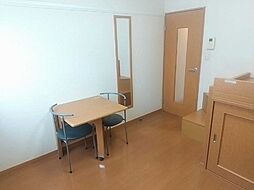 レオパレス山吹 1階1Kのリビング/ダイニング