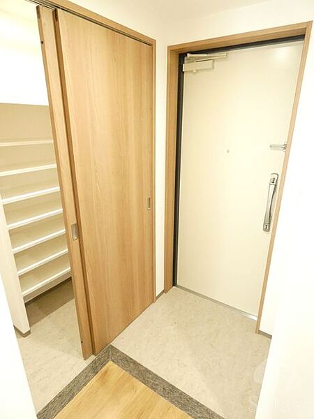 Y＆Rino Residence ｜大阪府大阪市中央区道修町２丁目(賃貸マンション1LDK・11階・35.28㎡)の写真 その10