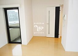 京急本線 大森町駅 徒歩5分の賃貸マンション 8階1Kのリビング/ダイニング