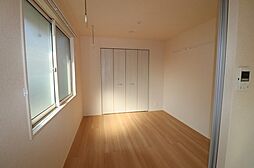 コンフォート リリィ 2階1LDKのリビング/ダイニング