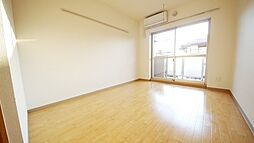 カプチーノB 1階1Kのリビング/ダイニング